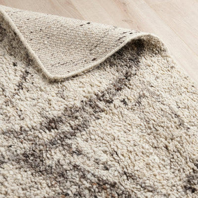 Natural_Brae_Handknotted_Shaggy_Wool_Natural_Dark_Brown_Rug_Industville_RG-25-HKSW-N-DB_Fold