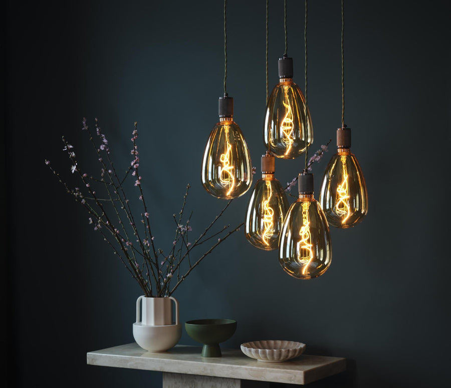 Light Bulb Guide: How to Choose the Right Light Bulb for Your Lighting Fixture
