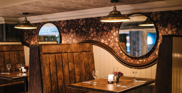 Vintage lights in a restaurant setting