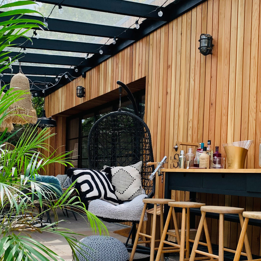 Black Bulkhead Outdoor & Bathroom Oval Wall Light in 6 Inch, Product code is BK-IP65-OWL6-BK-BSW-RB