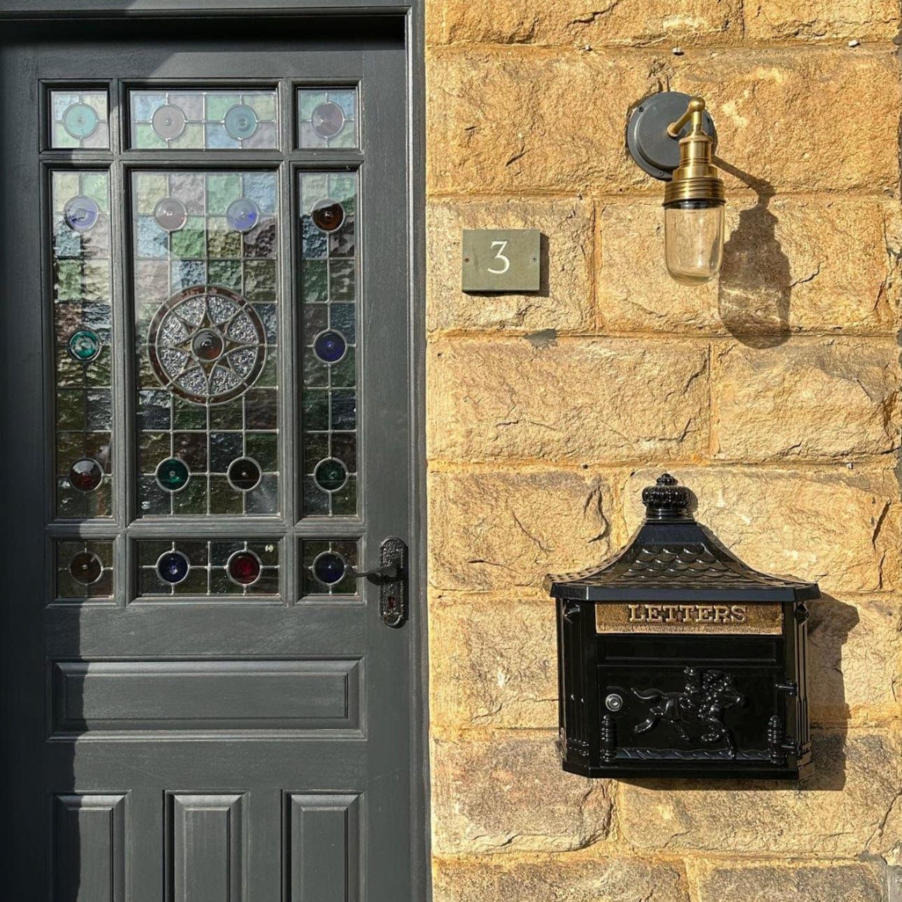 Brass Holder Brass Ring Brooklyn Outdoor & Bathroom Wall Light - BR-IP65-WL-BH-BR