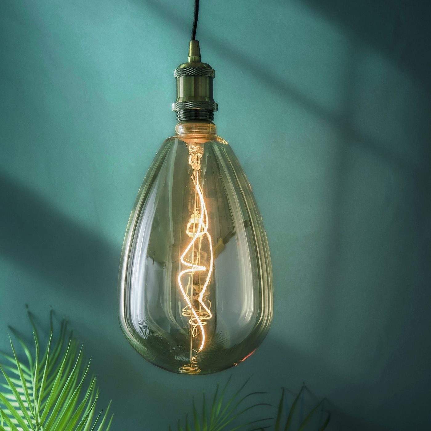 Giant LED Soft Filament Dimmable Bulb, 4W E27 S173 in Amber finish