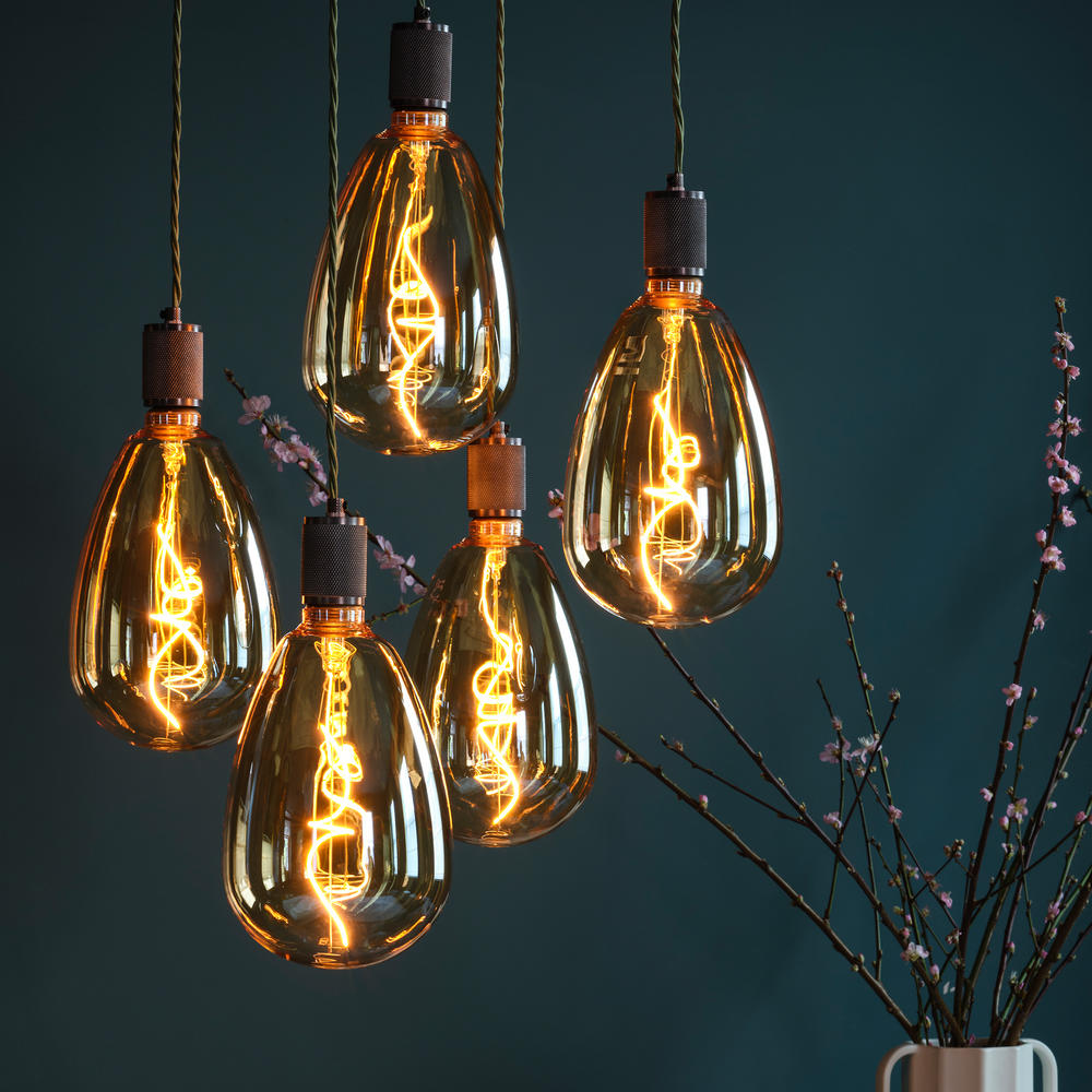 Giant LED Soft Filament Dimmable Bulb, 4W E27 S173 in Amber finish
