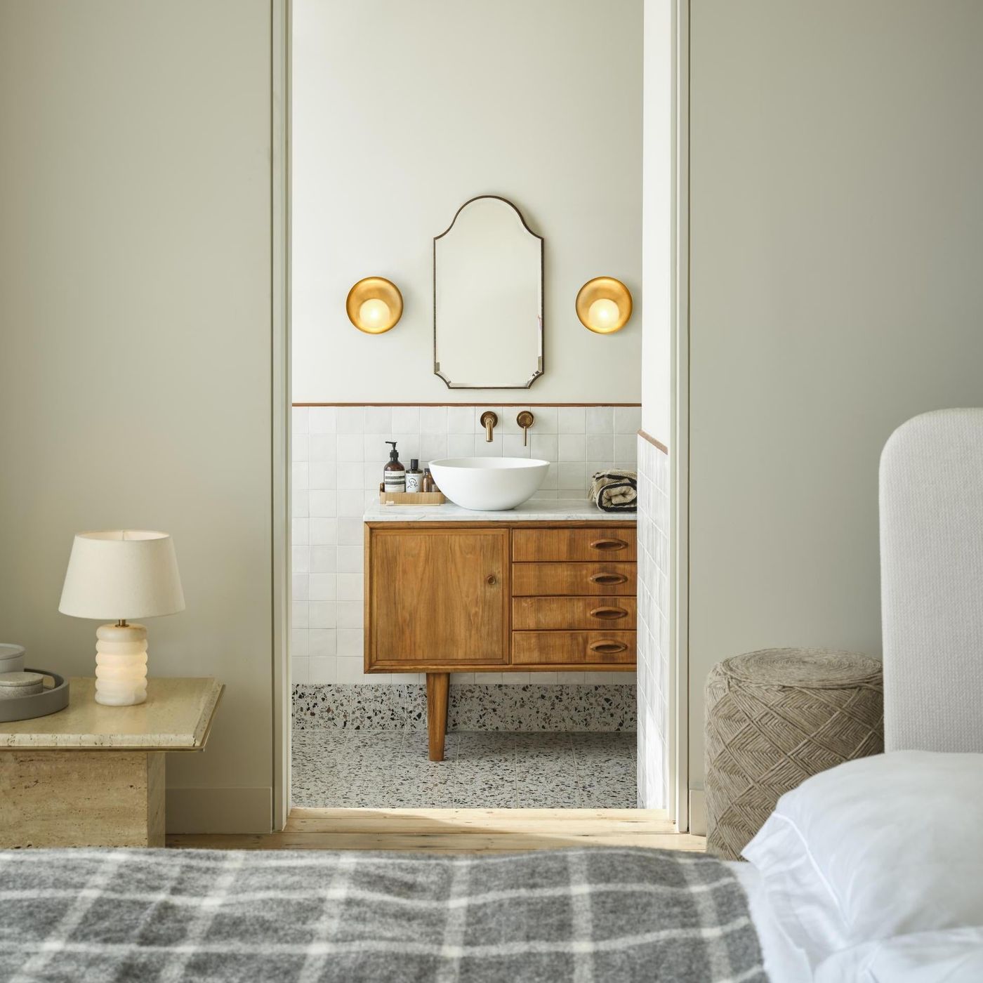 Alabaster Dual Lit Table Lamp Light  with Natural Cotton Medium Empire Shade, product code is  AL-DUTL-EM-M-NC