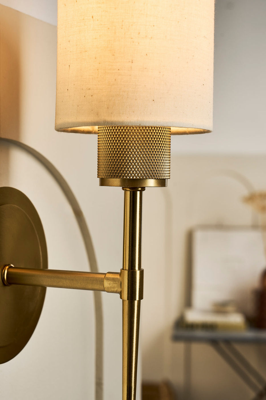 Knurled Cylinder Torch Wall Light -  Light Natural Cotton - Brass