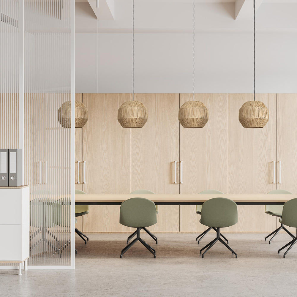 RA-GLP16-N_INDUSTVILLE_B2B_OFFICE_AdobeStock_633975791copy_1