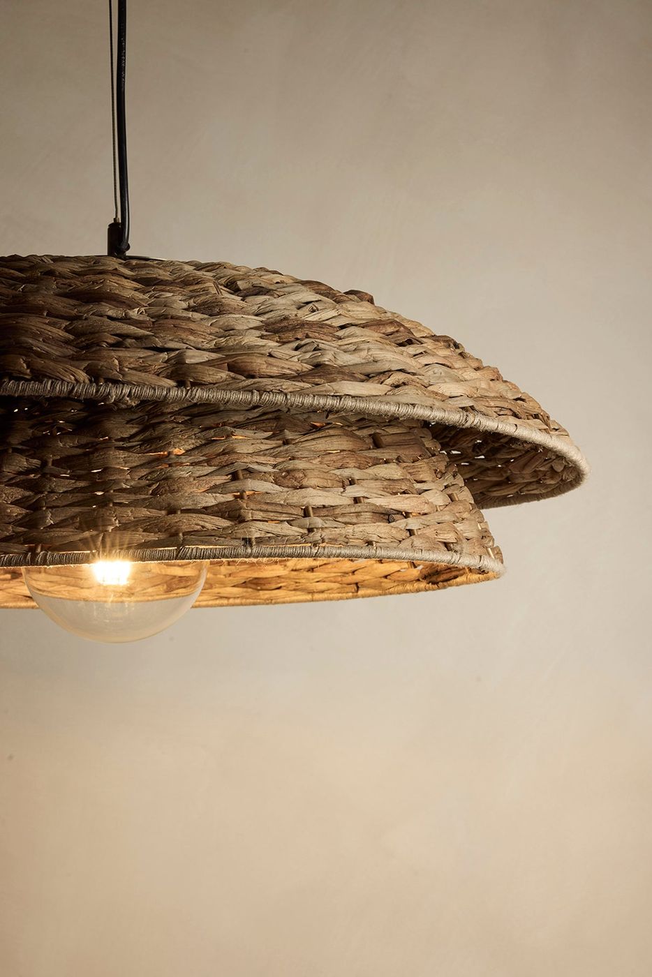 Sea Grass Layered Giant Pendant Light - Natural
