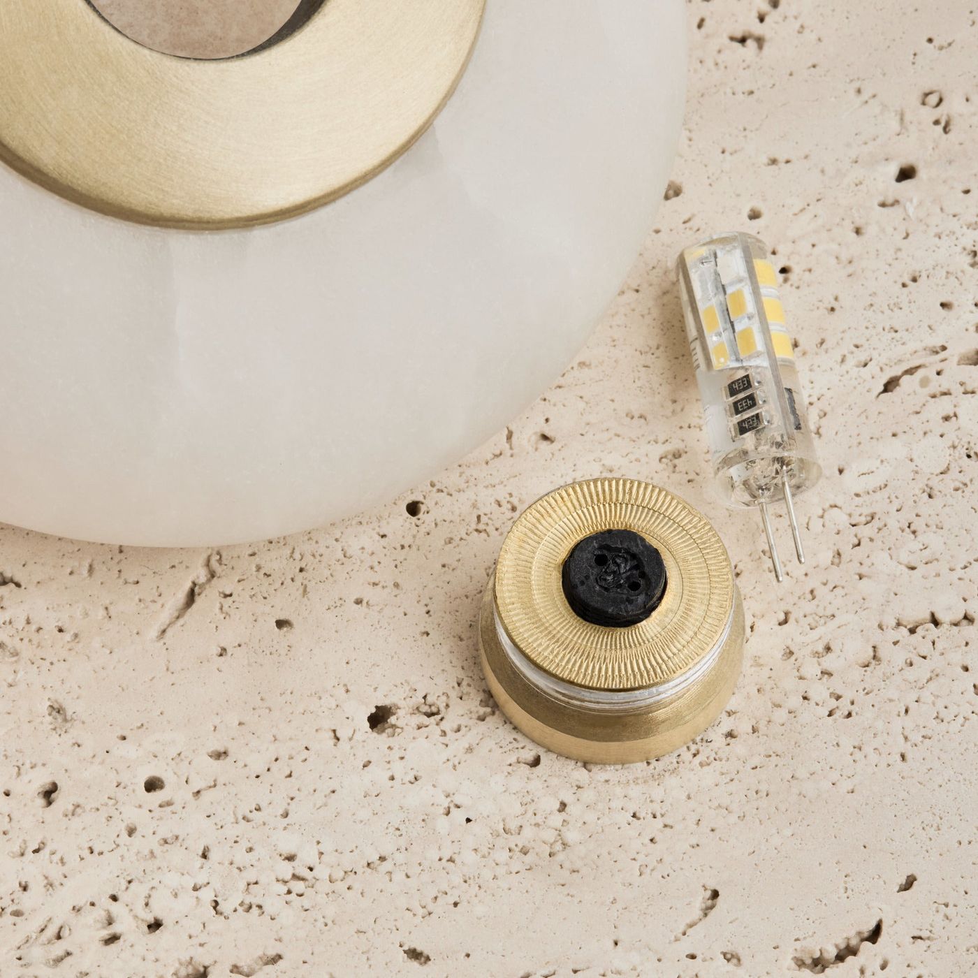 Travertine & Alabaster Diffuser Wall Light Bulb, Product Code TR-AL-WL10-N