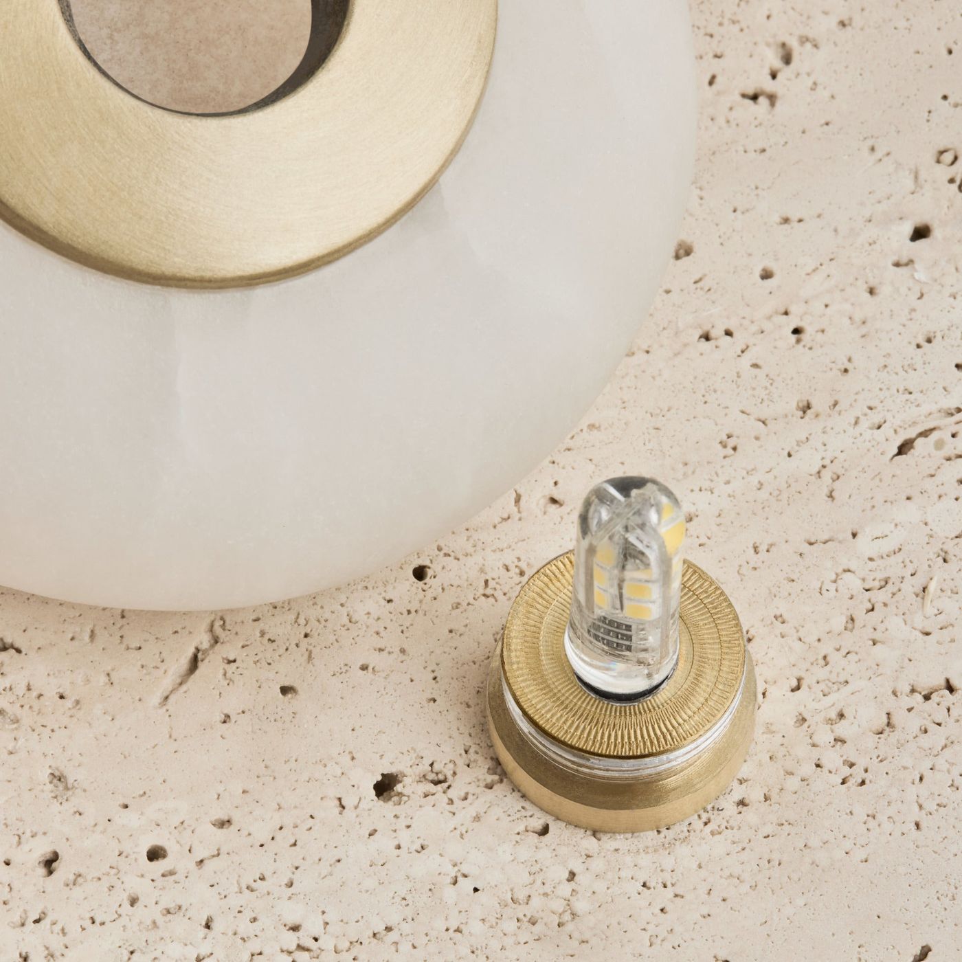 Travertine & Alabaster Diffuser Wall Light Bulb, Product Code TR-AL-WL10-N