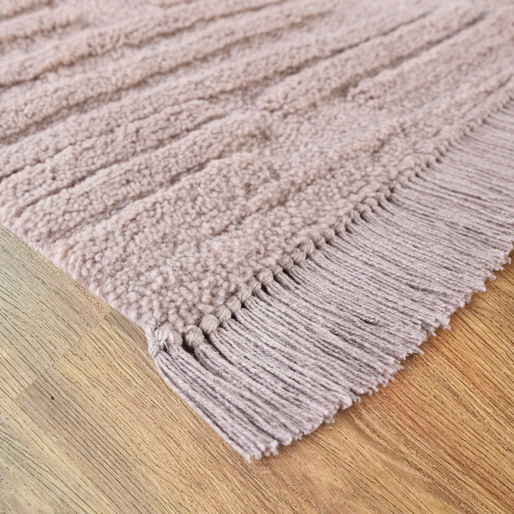Taupe - Swyre Table Tufted Wool Rug 
