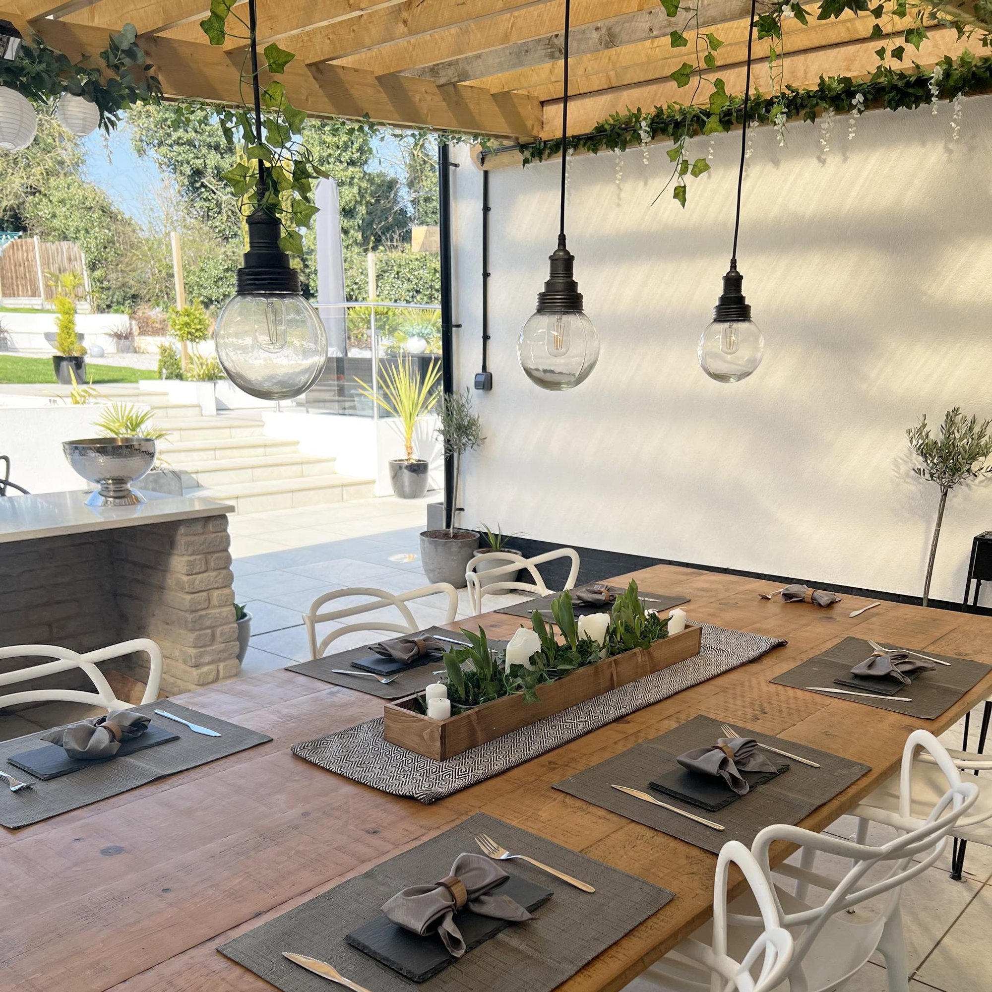 Pewter Holder Pewter Ring Brooklyn Outdoor & Bathroom Globe Pendant Light BR-IP65-P-PH-PR-GLG