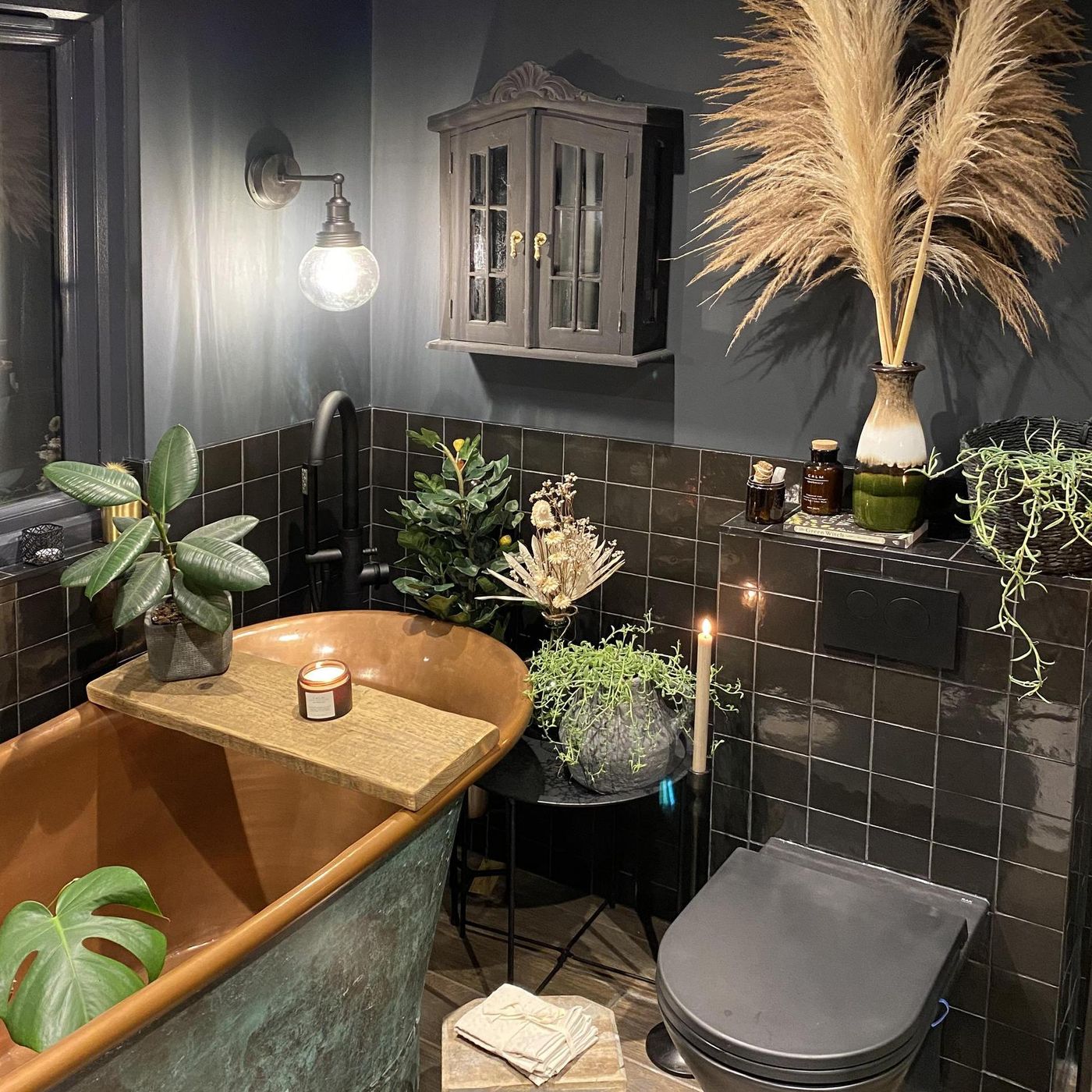 Pewter Holder Pewter Ring Brooklyn Outdoor & Bathroom Globe Wall Light BR-IP65-WL-PH-PR-GLG